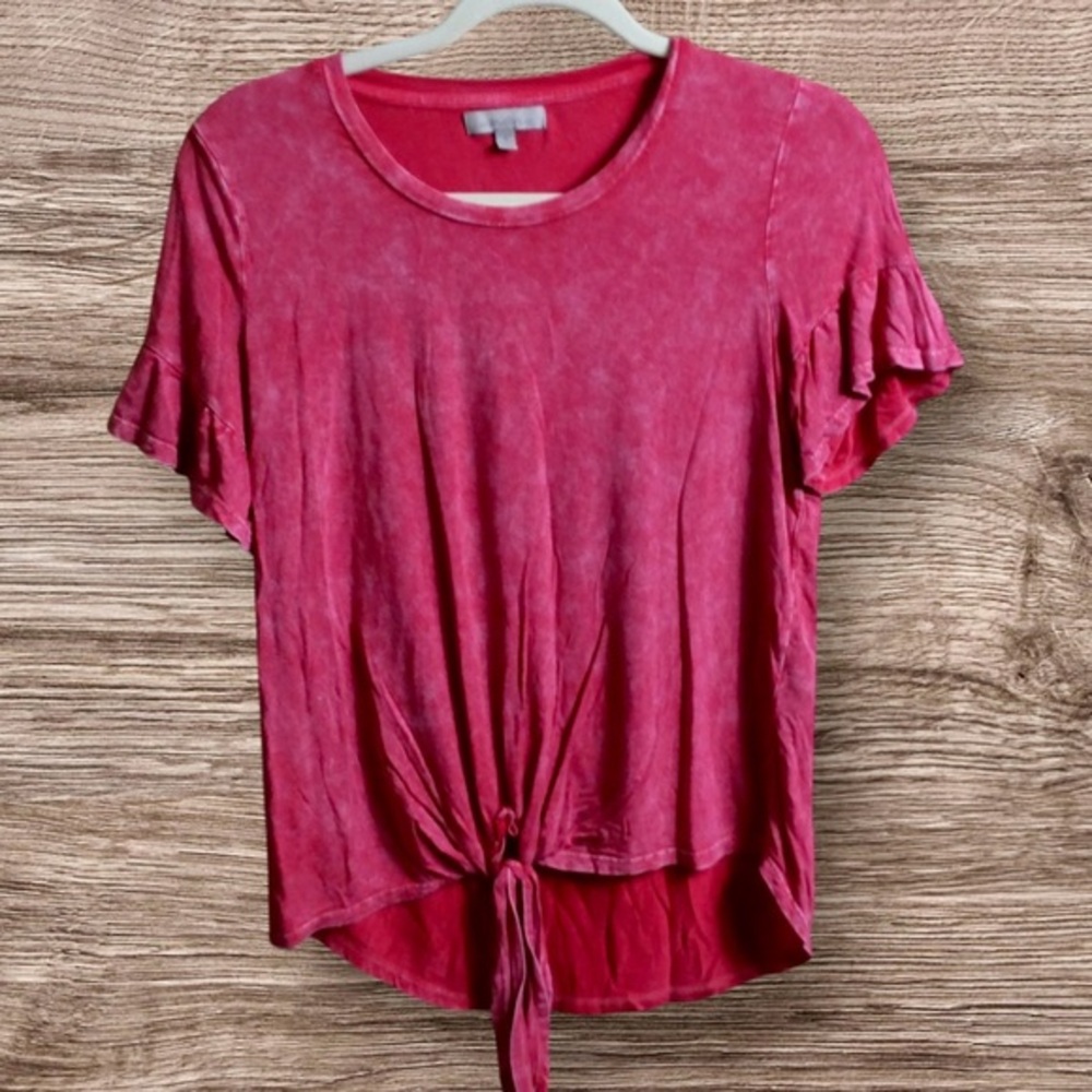 🎈3/$20!
Wonderly red mineral washed front knot top. Small.